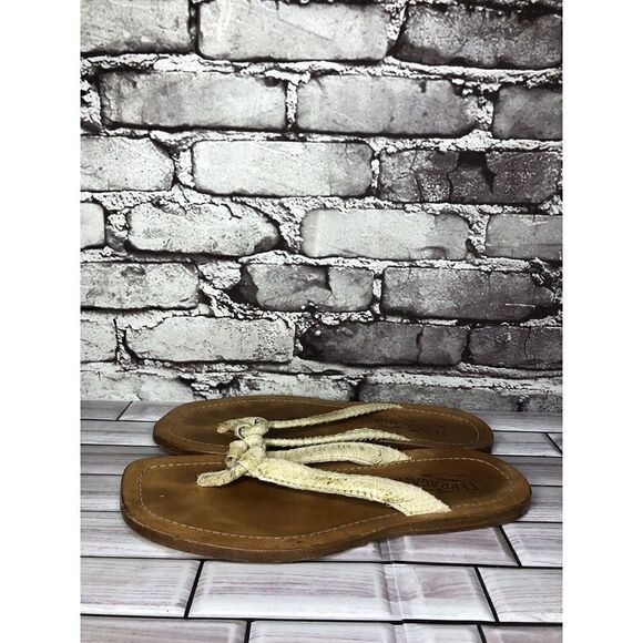 Salvatore Ferragamo Ivory Leather SnakeSkin Flip Flops Sandals Women Sz 8D US/39 - Picture 10 of 16